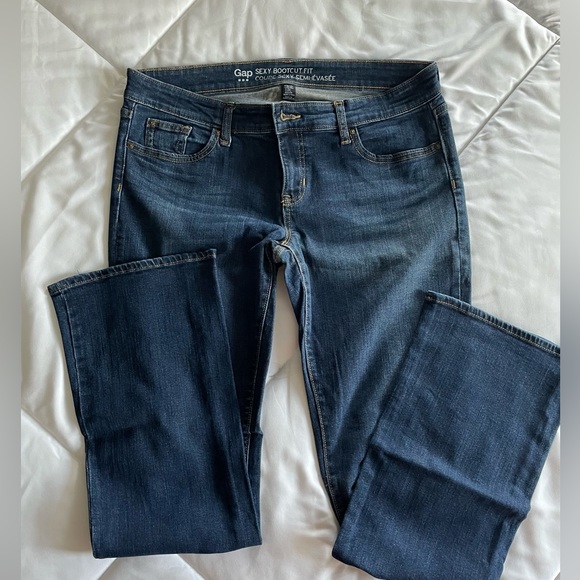 Women’s jeans by Gap, Size 10/30R - Picture 1 of 4
